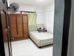 Blk 213 Bedok Town Centre (Bedok), HDB 3 Rooms #573687521
